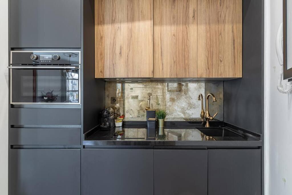 Ch Elvira Luxury Apartment Grenada Zewnętrze zdjęcie